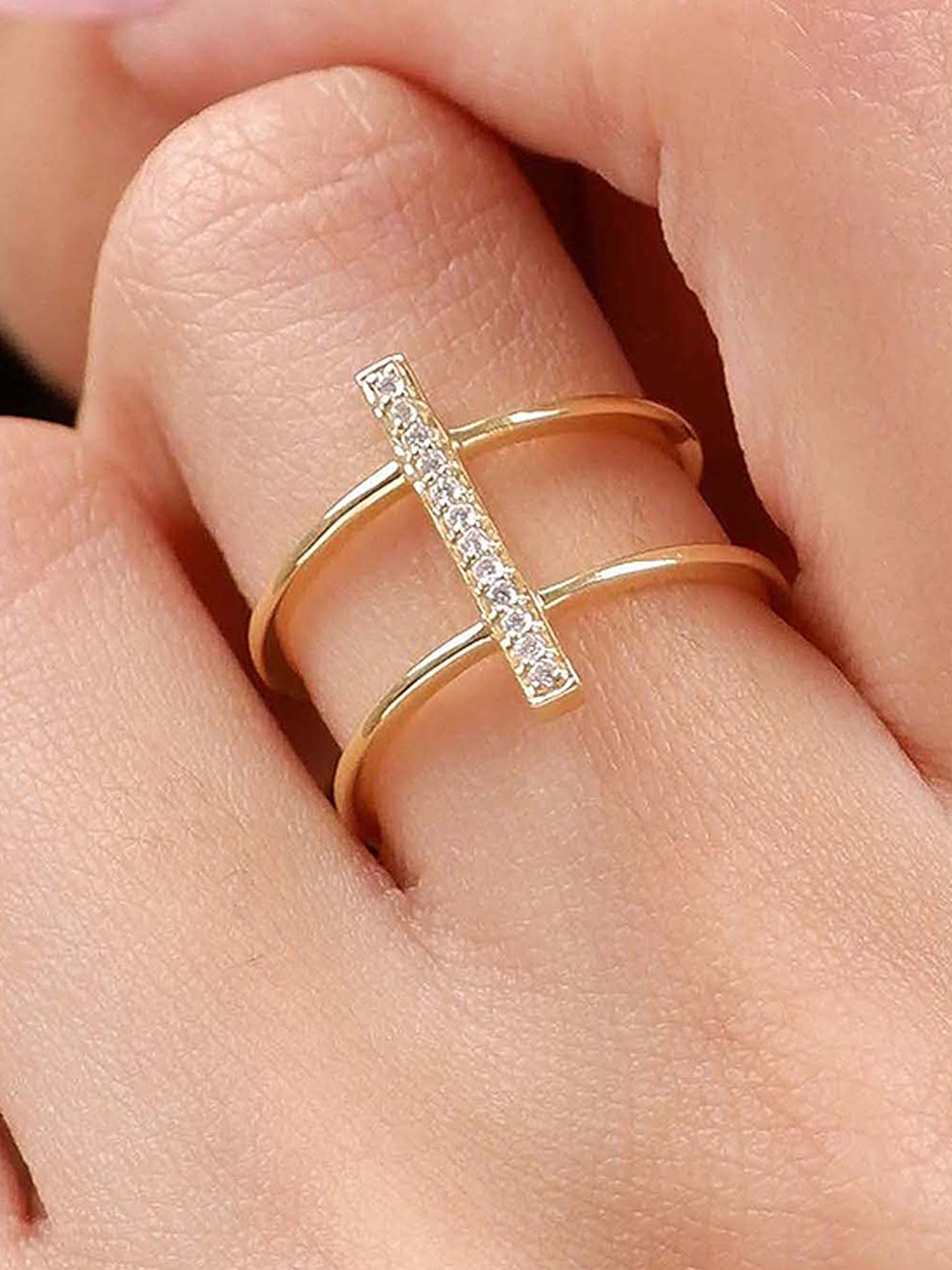 Line Diamond Open Shape Ring in 14kt Gold (0.12cts)