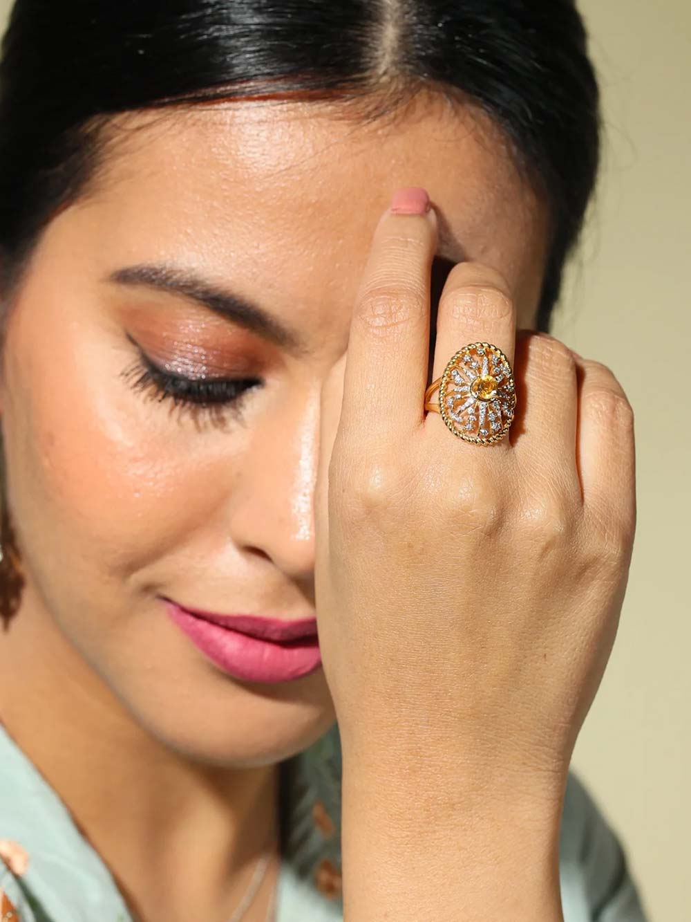 Classic Citrine Gold Ring