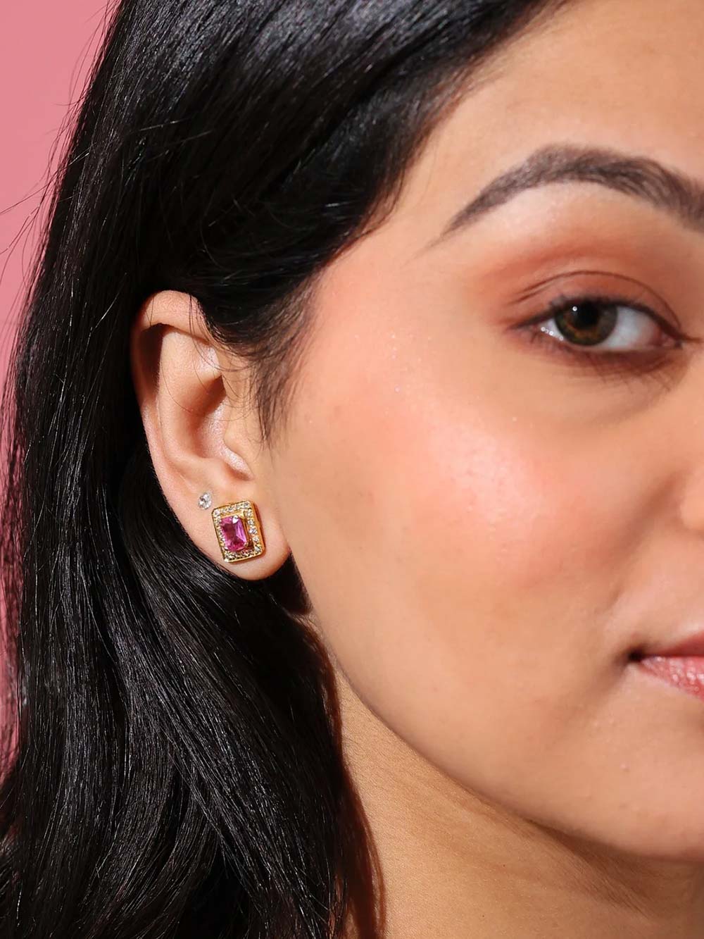 Pink Sapphire & Diamond Earrings in 18kt Gold (1.78cts Ps)