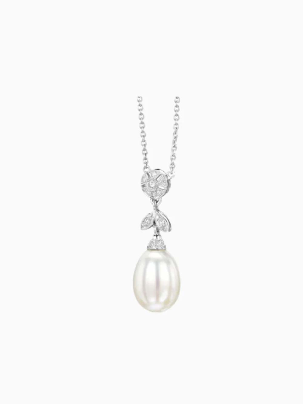 Pearl Drop Diamond Pendant – Graceful Sophistication