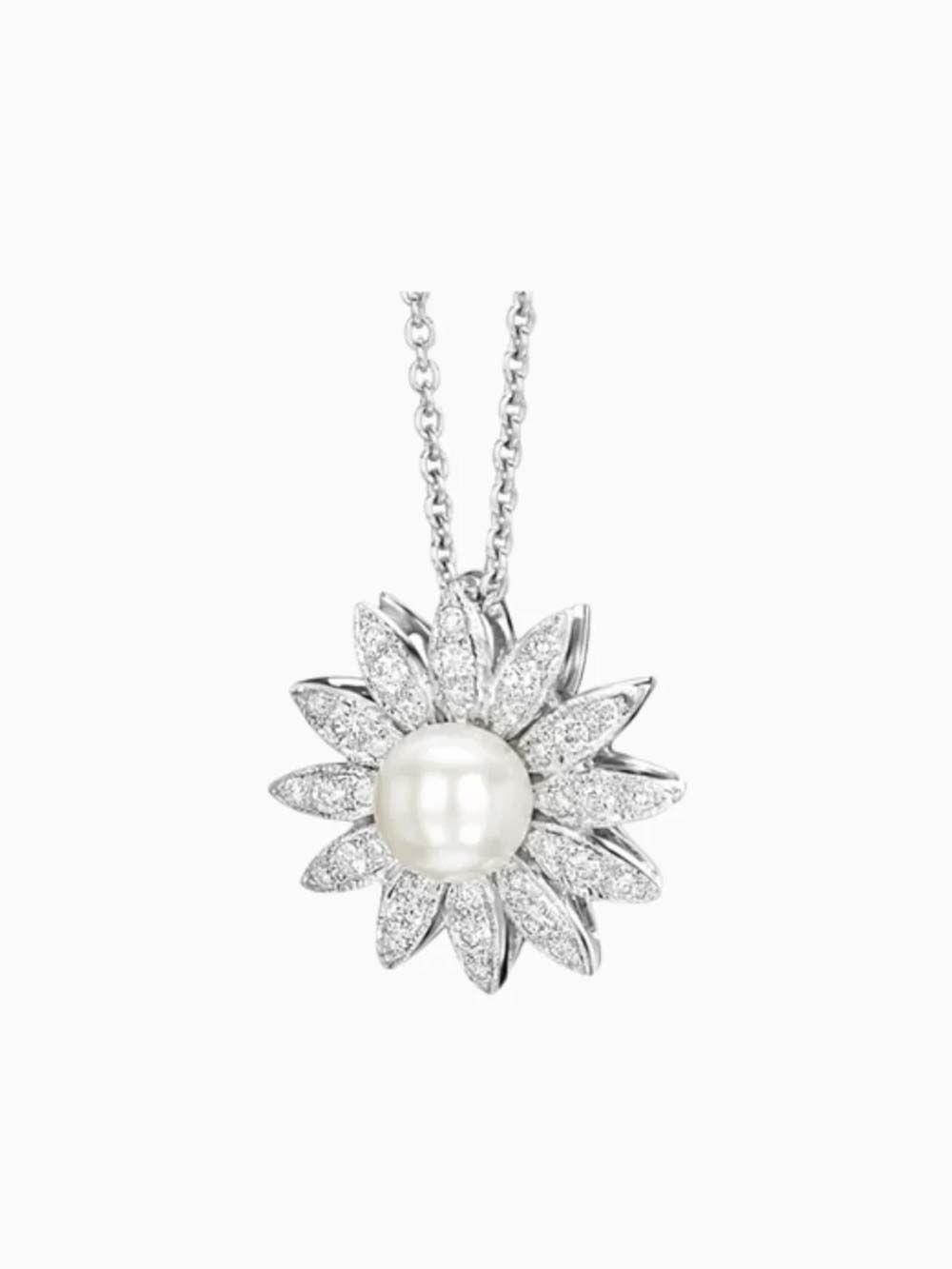 Flower Pearl Pendant – Natural Bloom