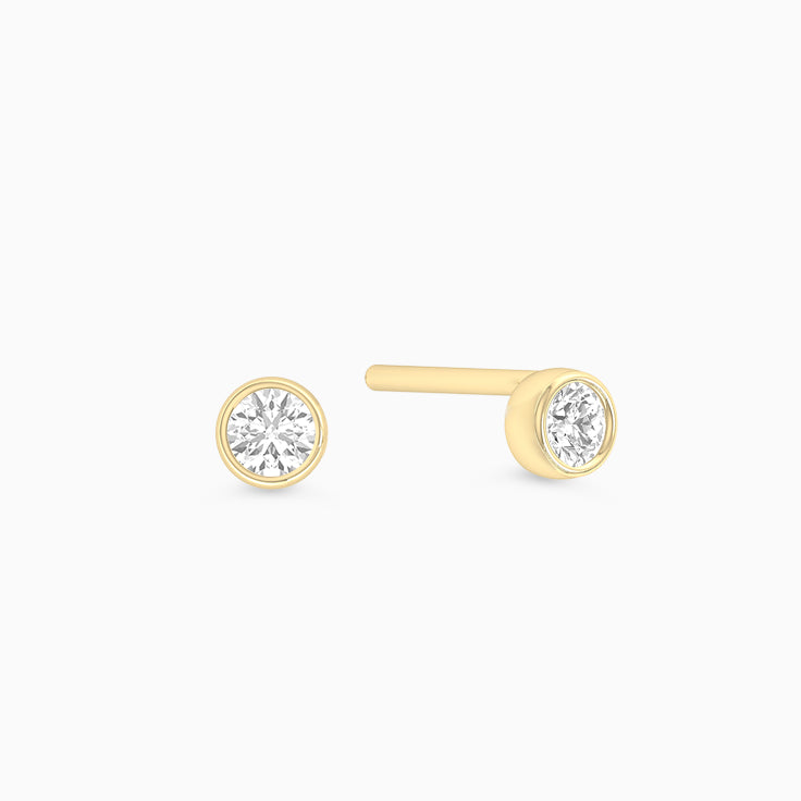 Single Diamond Studs Made In Gold