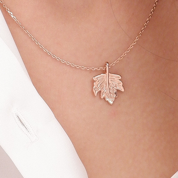 Leaf Pendant set in 14k Gold