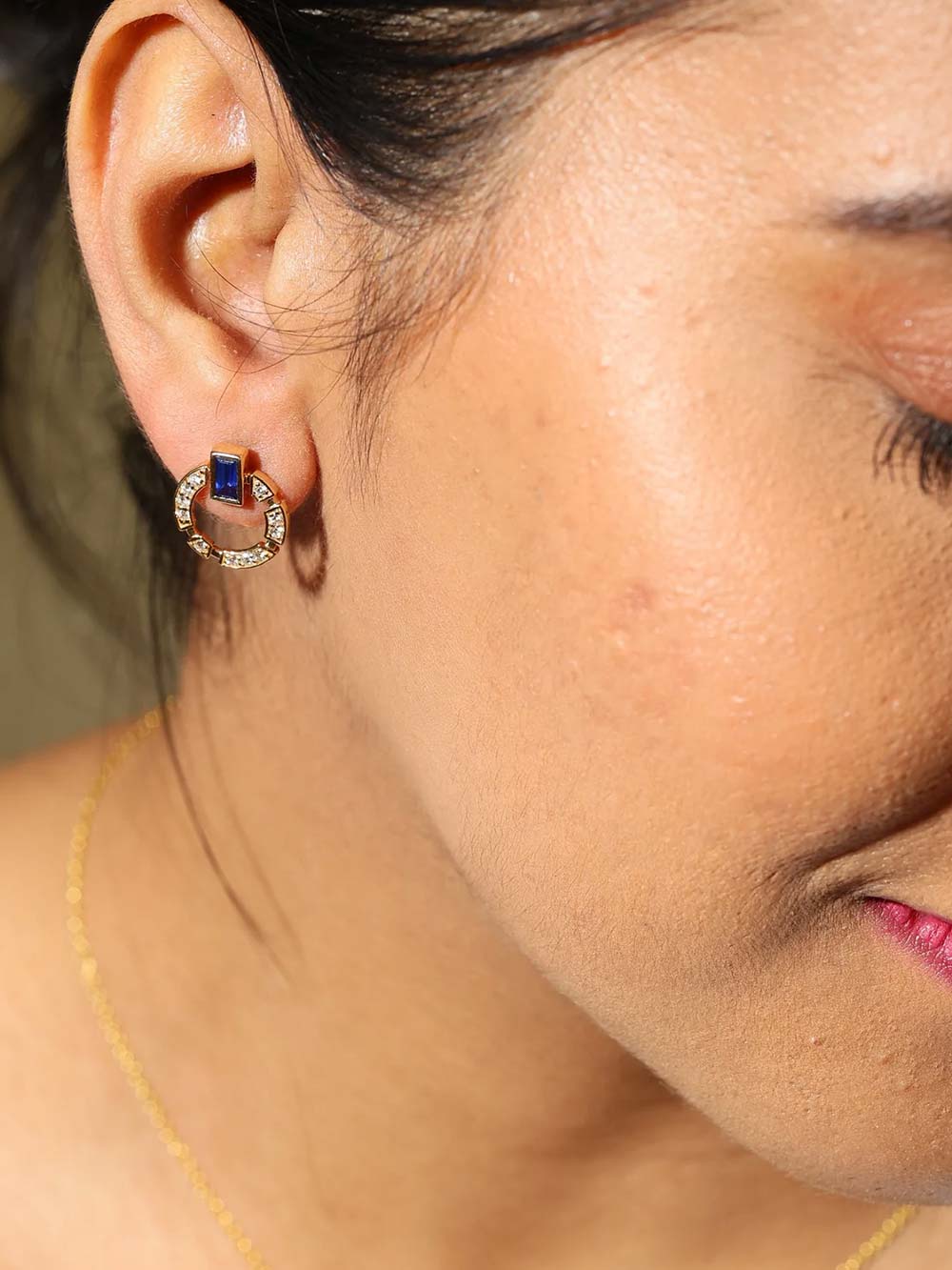 Circle Diamond & Blue Sapphire Radiance