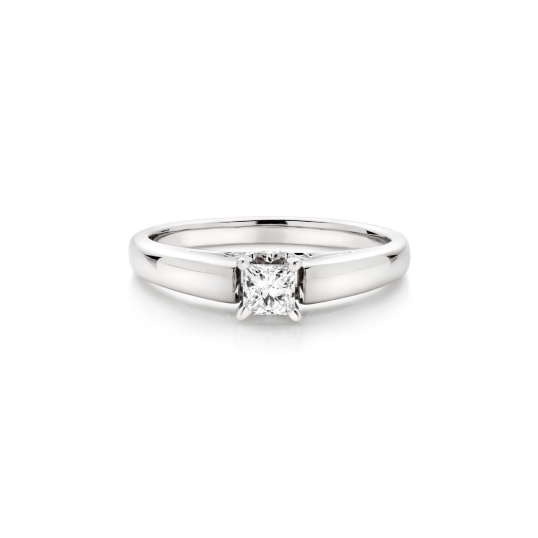 Solitaire Diamond Engagement Band