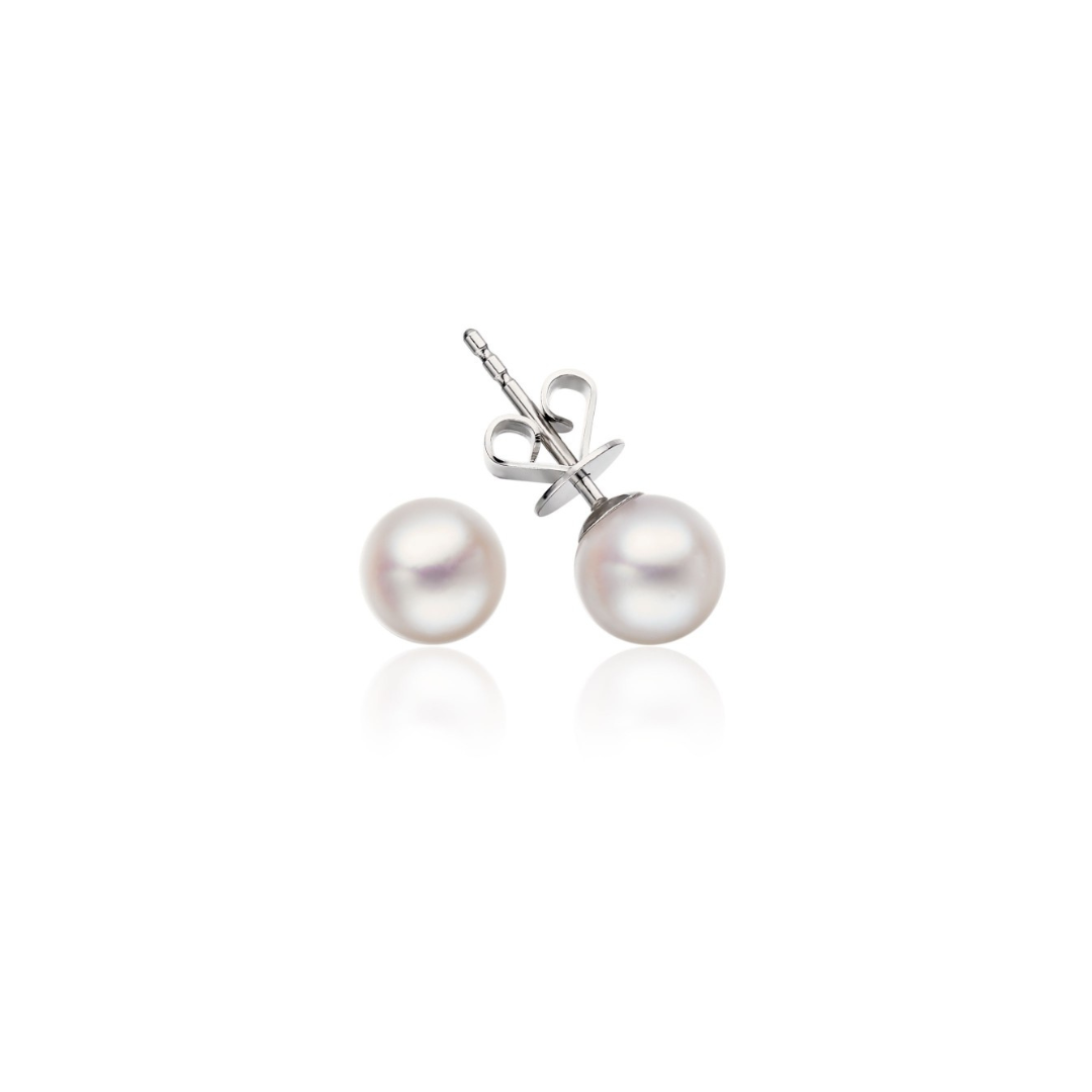 Freshwater pearl studs