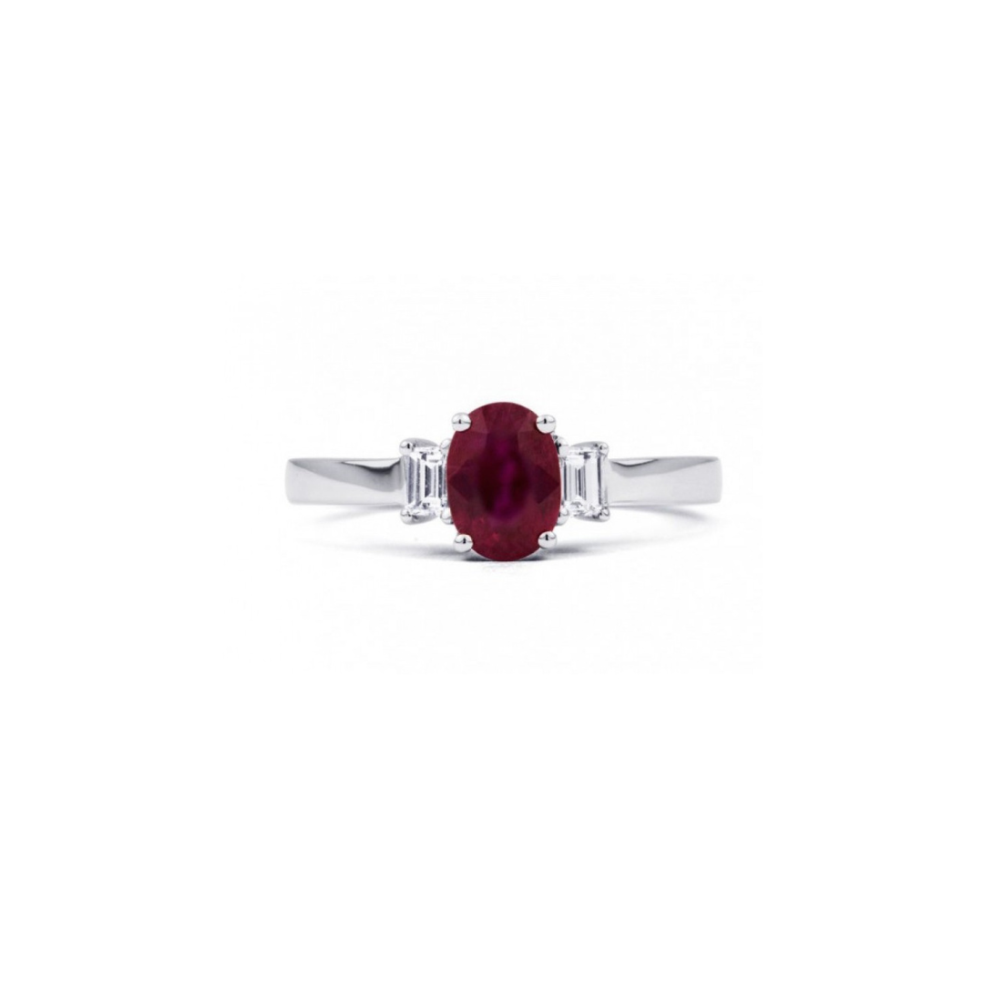 Ruby ring with crystal in white gold