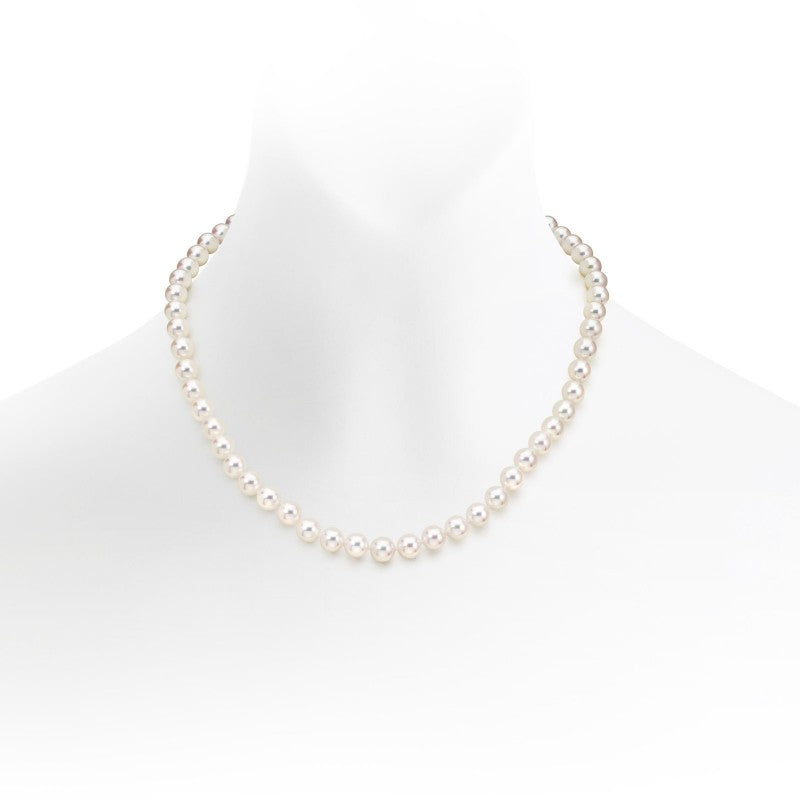 Freshwater pearl necklace