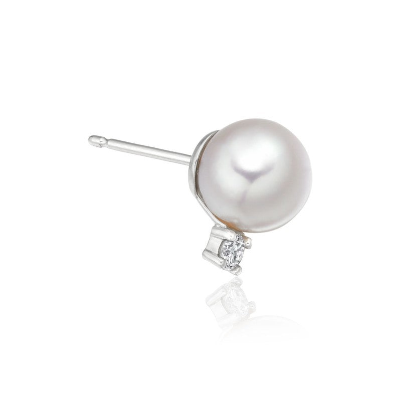 Freshwater pearl with diamond drop earring