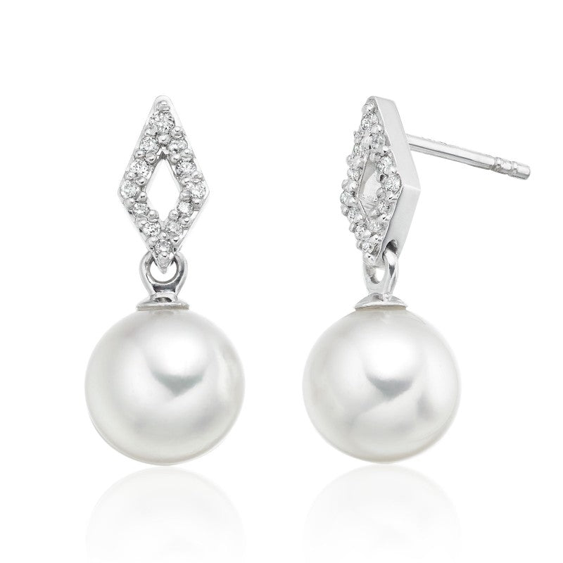 Freshwater pearl drop earring with kite shape Diamond stud top