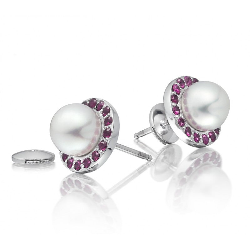 Pearl studs with ruby made in 14k gold